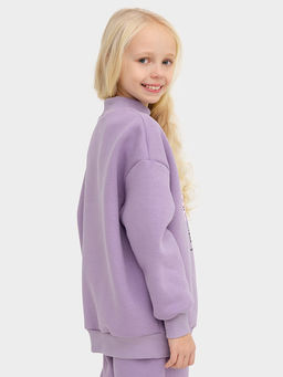 Джемпер для девочек в лиловом цвете с печатью - Mark formelle фото 4