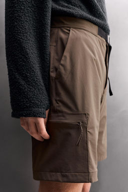 TECHNICAL CARGO SHORTS - Zara фото 6