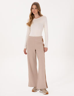 Camel Flare Fit E_ofman Alt_