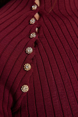 Bordo Pencere/Cut Out Aksesuar Detayl? Triko Kazak TWOAW24KZ00225 - Trendyolmilla фото 4