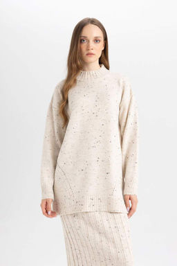 Туника свободного кроя с полуводолазкой