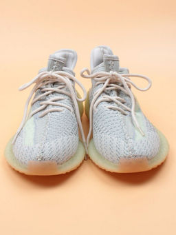 05-B557-10 Кроссовки женские (текстиль)