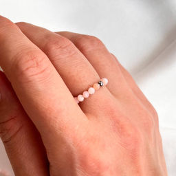 Кольцо на резинке из розового Опала - Радуга самоцветов фото 2