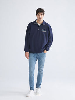 Dik Yaka Bask?l? Erkek Sweatshirt