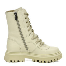 Сапожки девичьи