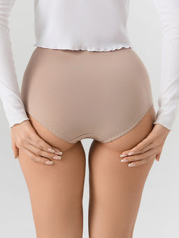 Цена за 2 штуки! Трусы женские макси бежевые с кружевными деталями - Mark formelle фото 4