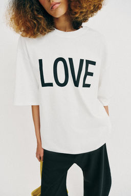 CAMISETA OVERSIZE TEXTO / Blanco