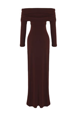 Limited Edition Kahverengi Buzgulu Carmen Yaka Esnek Maxi Orme Elbise TWOAW26EL00112 - Trendyolmilla фото 6