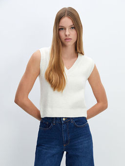 Kad?n V Yaka D?z Triko S?veter