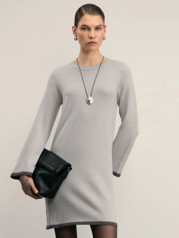 Вязаное платье мини с контрастными окантовками / Zarina