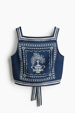 Top cropped con dise?o estampado