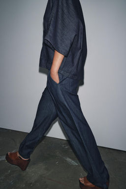 ZARA WOMAN COLLECTION RELAXED DENIM SHIRT