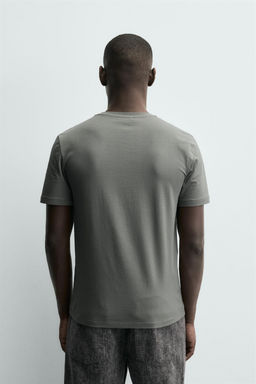 BASIC SLIM FIT T-SHIRT - Zara фото 11