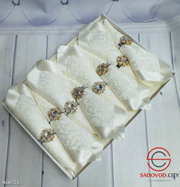 Скатерть + набор с салфетками