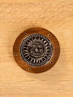 Подставка под благовония «Домовой», 7×7×2.5 см, дерево шишам