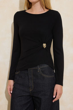 Siyah Fitted/Vucuda Oturan Kay?k Yaka Aksesuar Detayl? Yumusak Orme Bluz TWOSS26BZ00221