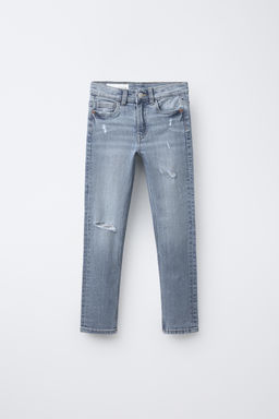 RIPPED SKINNY FIT JEANS