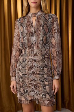 Ozel Koleksiyon Kahverengi Animal Desenli Buzgulu K?sa / Mini Dokuma Elbise TWOAW26EL00070 - Trendyolmilla фото 3