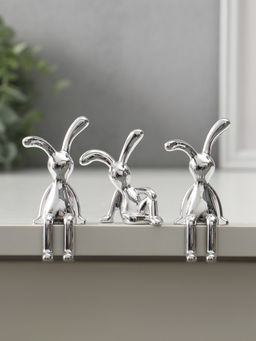 Цена за 2 шт. Набор фигурок настольных пластик Длинноухие зайцы, под серебро, на полку, 3 шт.