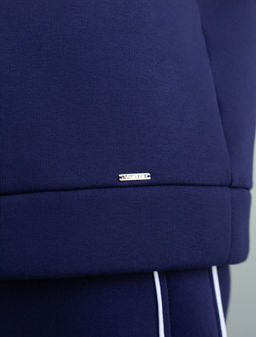 Худи среднего объема из эластичного футера трехнитики c начесом - Vilatte фото 4