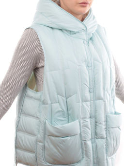 24-618 LT. BLUE Жилет утепленный женский (пух) - Fashion фото 2