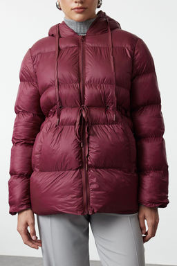 Bordo Regular Kal?p Kapusonlu Belden Buzgu Detayl? Su Itici K?sl?k Sisme Mont TWOAW25MO00164 - Trendyolmilla фото 4