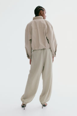 Joggers con pernera globo - H&m фото 3