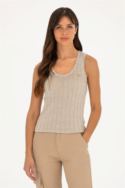 Женский свитер с камнями Неожиданная скидка в корзине