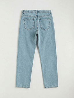 700 Straight Fit Erkek Jean Pantolon