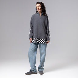 Свитшот с имитацией многослойности, Путешествие начинается (мокрый асфальт) - Charutti фото 7