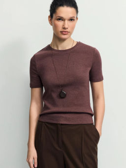 Базовая футболка SLIM FIT / Zarina