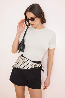 Ekru Fitted/Vucuda Oturan K?sa Kollu Modall? Orme T-Shirt TWOSS26TS00113