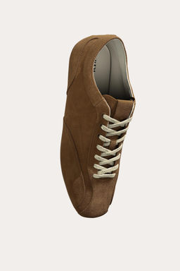 LEATHER TRAINERS LIMITED EDITION