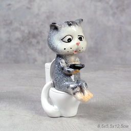 Цена за 2 шт. Фигурка Кот на унитазе с телефоном 12,5 см / YX51016 /уп 2/48/