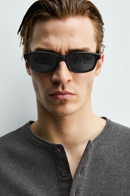 CAMISETA RIB CUELLO PANADERO / Gris oscuro