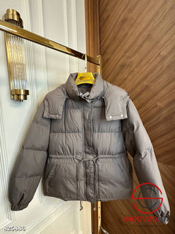 Куртка женская весенняя