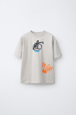 CAMISETA ESTAMPADO GRAFFITI / Gris perla