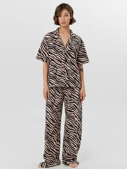 КОМПЛЕКТ ЖЕНСКИЙ (РУБАШКА, БРЮКИ)