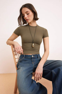 Haki Duz Fitted Bisiklet Yaka Standart Kol K?sa Poliamid Orme T-Shirt TWOSS26TS00151