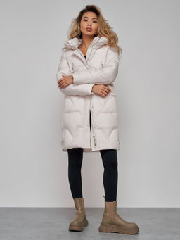 Пальто утепленное с капюшоном зимнее женское бежевого цвета 13332B - Visdeer фото 18