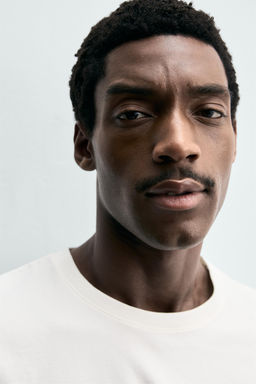 PACK 3 CAMISETA MEDIUM WEIGHT B?SICA / Blanco - Zara фото 9