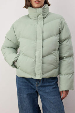 TRENDYOLMILLA Siyah Regular Su Itici Sisme Mont TWOAW24MO00048  фото 60