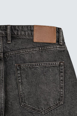 BERMUDA DENIM RELAXED FIT / Gris oscuro