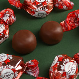 Набор Покоряй новые вершины: чай чёрный с лимоном 50 г., конфеты шоколадные с начинкой 100 г. - Фабрика счастья фото 2