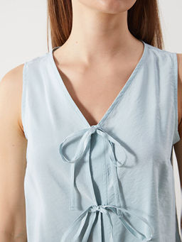 V Yaka Modal Kar???ml? Bluz