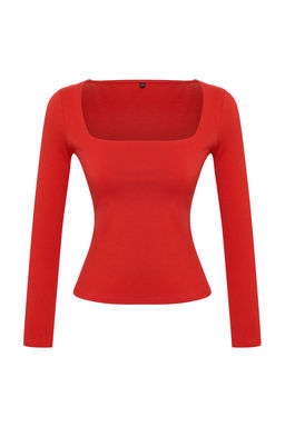 K?rm?z? Pamuklu Kare Yaka Regular Fit Orme Bluz TWOAW24BZ00016