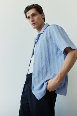 Camisa resort en tejido texturizado Regular Fit - H&m фото 4