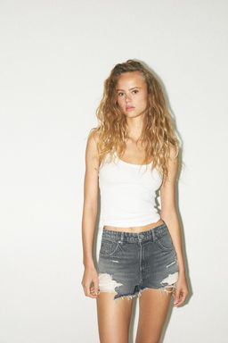 HIGH-WAIST CURVED DENIM SHORTS - Zara фото 35