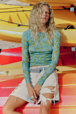 TOP PUNTO ESTAMPADO FLORAL / Azul
