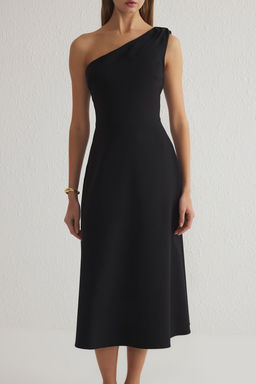 TRENDYOLMILLA Siyah Etegi Belden Ac?lan Tek Omuz Midi Dokuma Elbise TWOSS25EL00273  фото 4